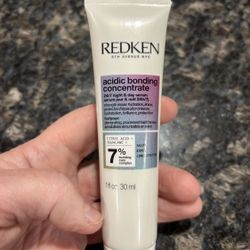 NEW REDKEN ACIDIC BONDING CONCENTRATE 24/7 NIGHT AND DAY SERUM FOR HAIR REPAIR $5!!