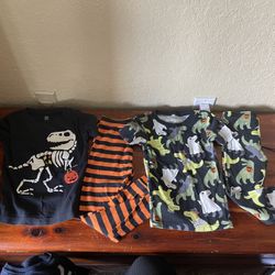 Carter’s Pajama Bundle 5T Halloween Short Sleeve Pants 2 Sets