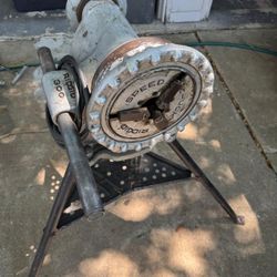 Pipe Threading Machine 