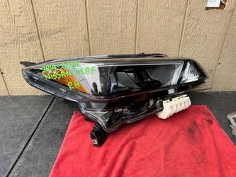 2018 2019 2020 2021 2022 NISSAN LEAF RIGHT SIDE HEADLIGHT OEM USED
