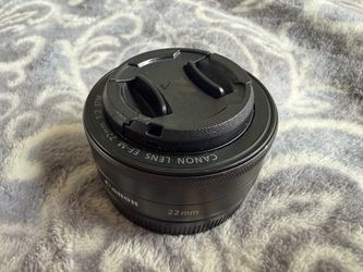 Canon EF-M 22mm f/2 STM Lens