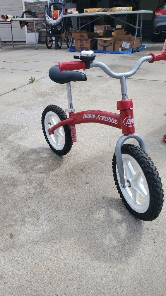 Radio Flyer Balance Bike