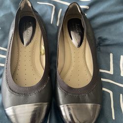 Womens Flats