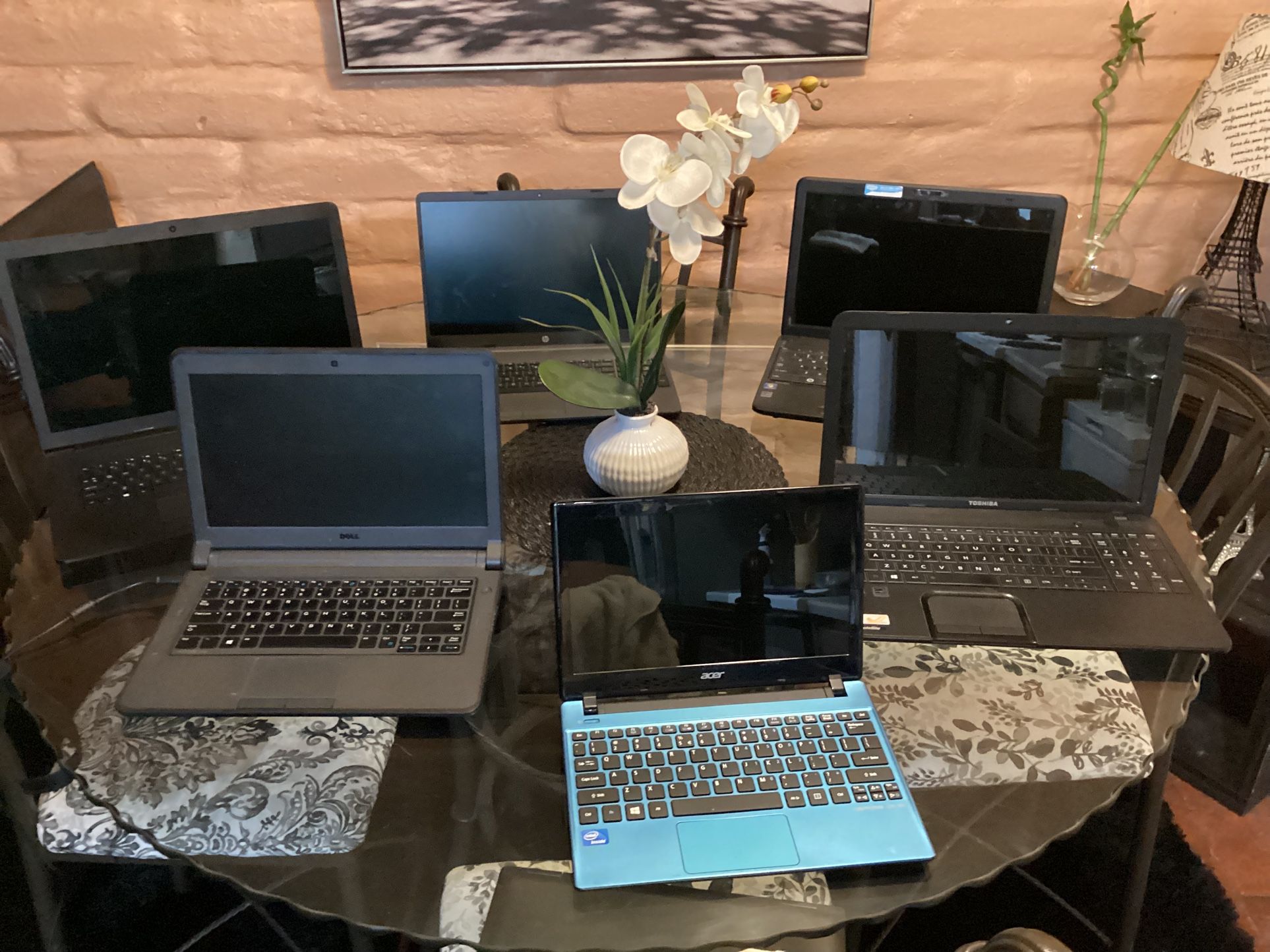LAPTOPS 4 SALE
