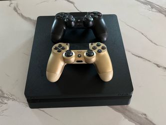 PS4 Slim and Controllers