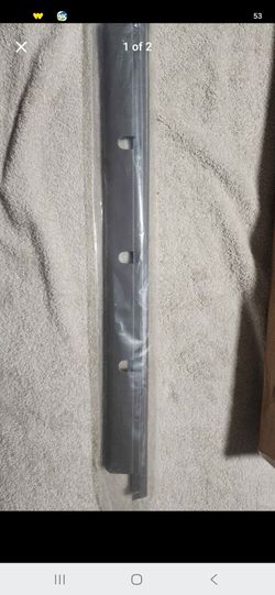 Dishwasher lower door seal