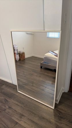 Large mirror