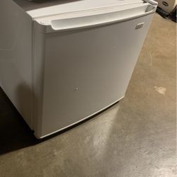 mini Refrigerator 