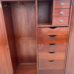 Art Deco Chifferobe/Wardrobe/Armoire