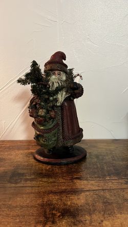 Deborah Graham 9-1/2” Santa 