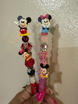 Pens & badges