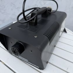Halloween Party  New Fog Machine Read Description