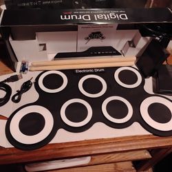 Electronic Drum Set, 7 Pads Portable Roll Up Drum Kit  With Drumsticks