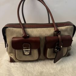 🍀💕Dooney And Bourkey Beautiful Bag 