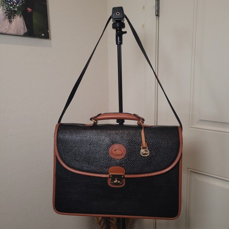 Vintage Dooney & Bourke Satchel Black Pebbled Leather Messenger Bag