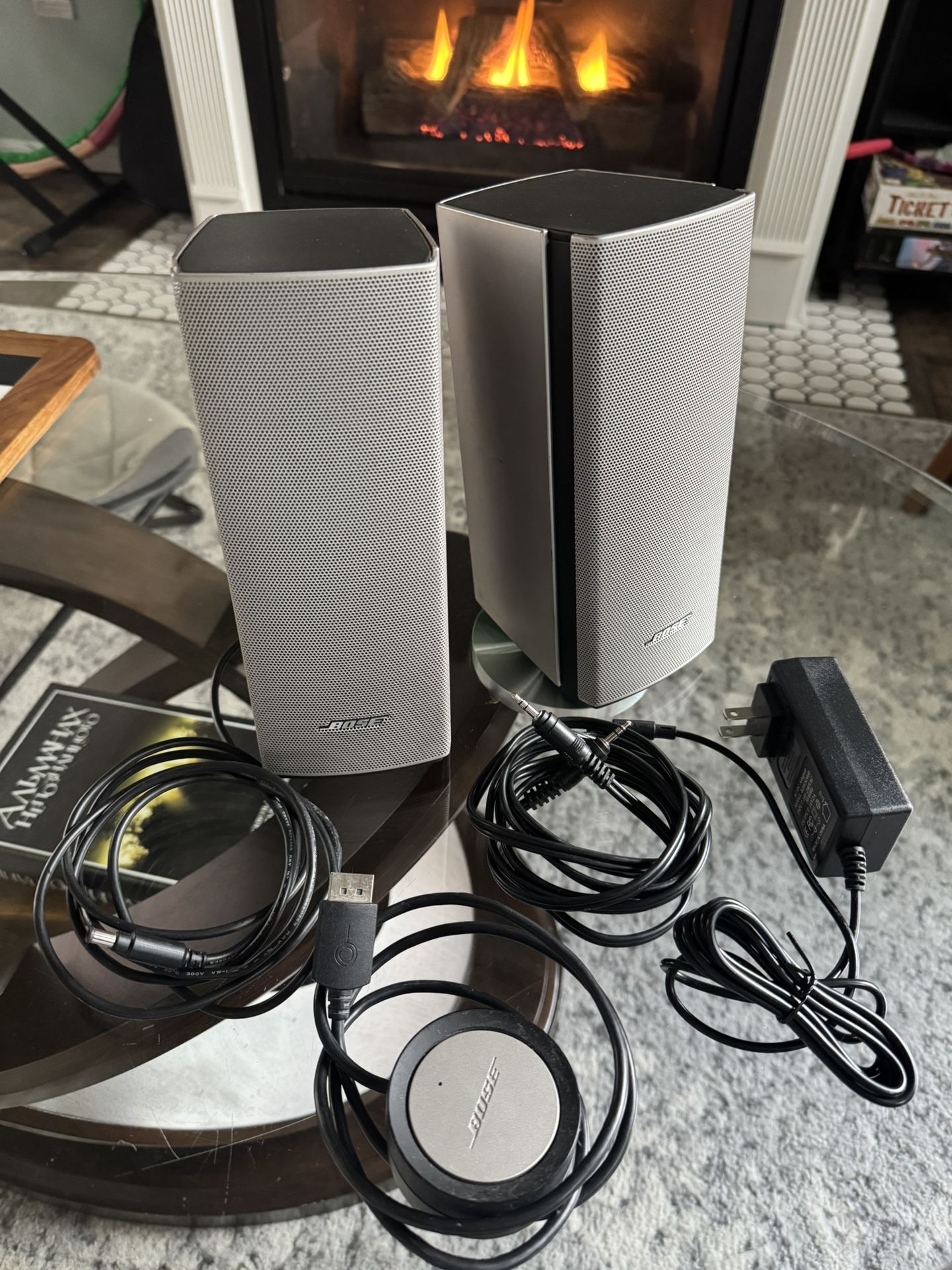 Bose Companion 20 Multimedia Speaker System, Grey