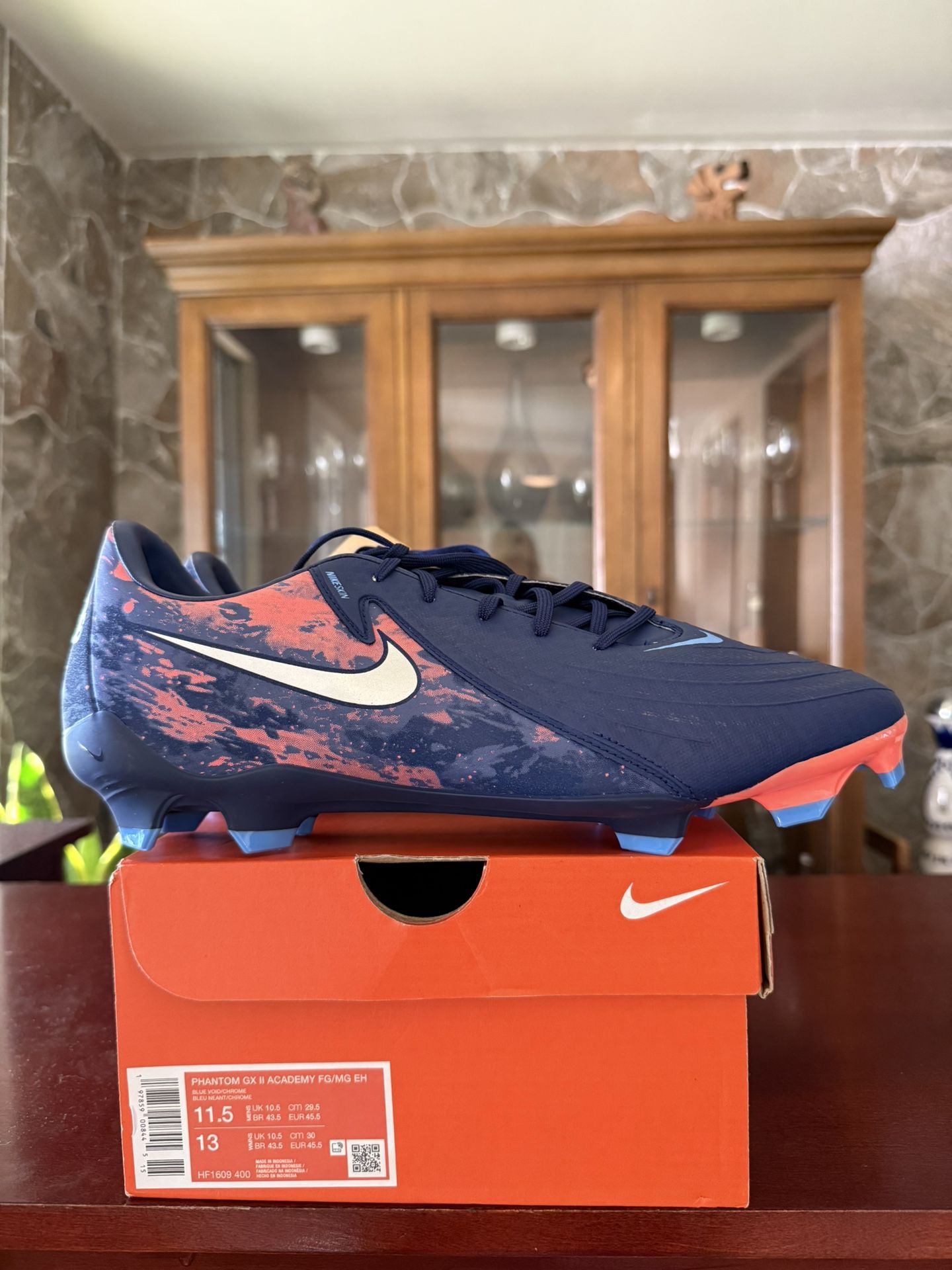 New Mens 11.5 Nike Haaland Phantom GX Academy Fg Soccer Cleats $50 Cash, Pick Up In Reseda Only (Tampa And Vanowen)