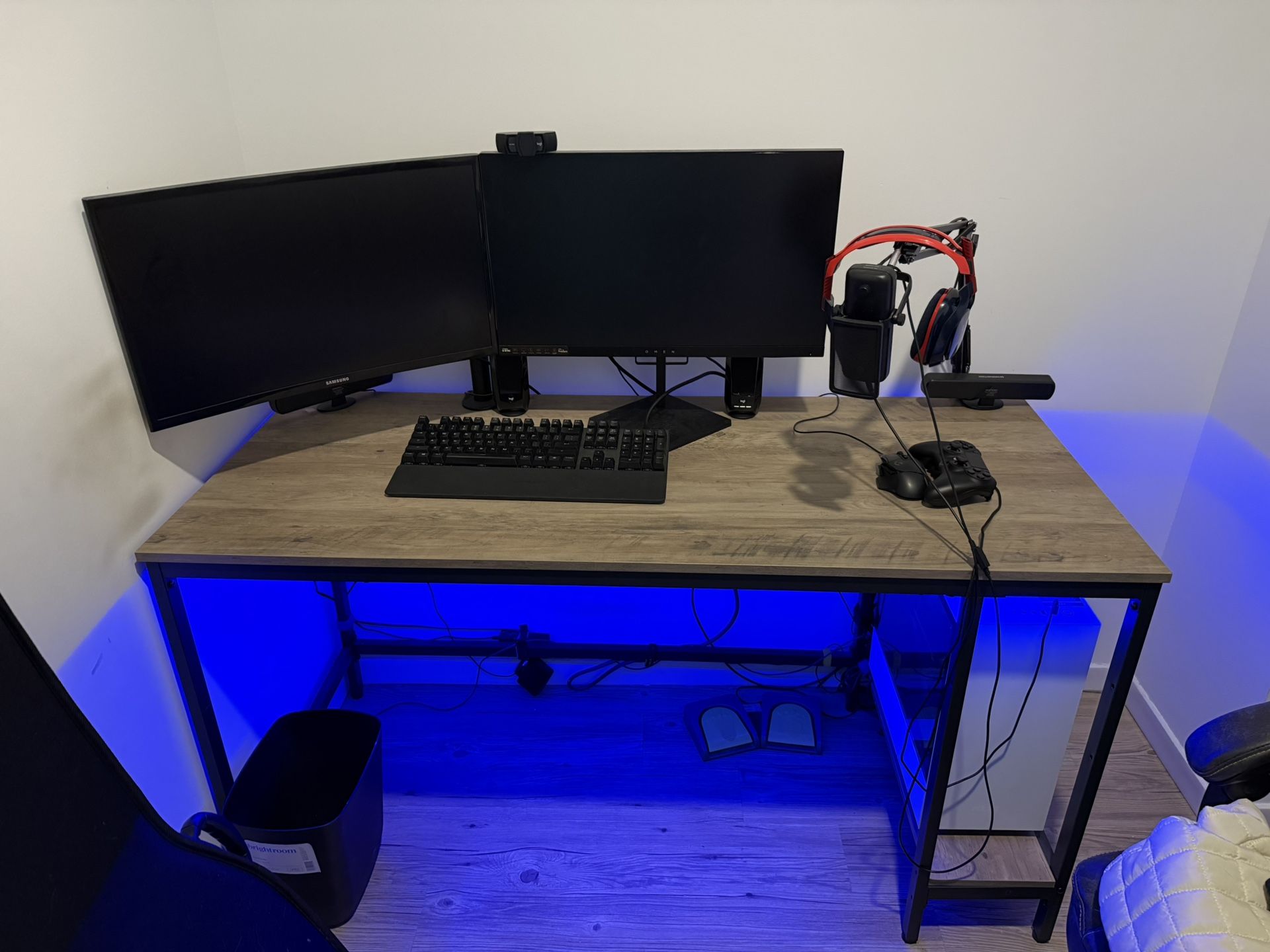 Desk
