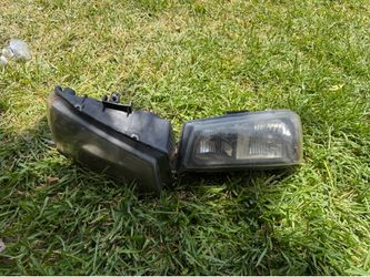 2003-2006 Chevy Silverado Headlights