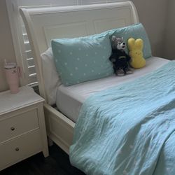 Full Size Bedroom Set 