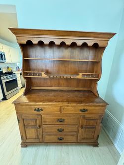 Wood Hutch