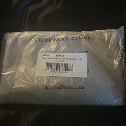 Black Victoria’s Secret handbag brand new only opened to show product