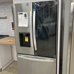 New LG InstaView French Door Refrigerator 