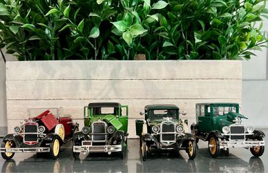 4 Vintage Ford Diecast Models 1926 & 1931 Yat Ming 1:43 Lot