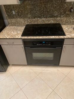 Whirlpool stove and cooktop