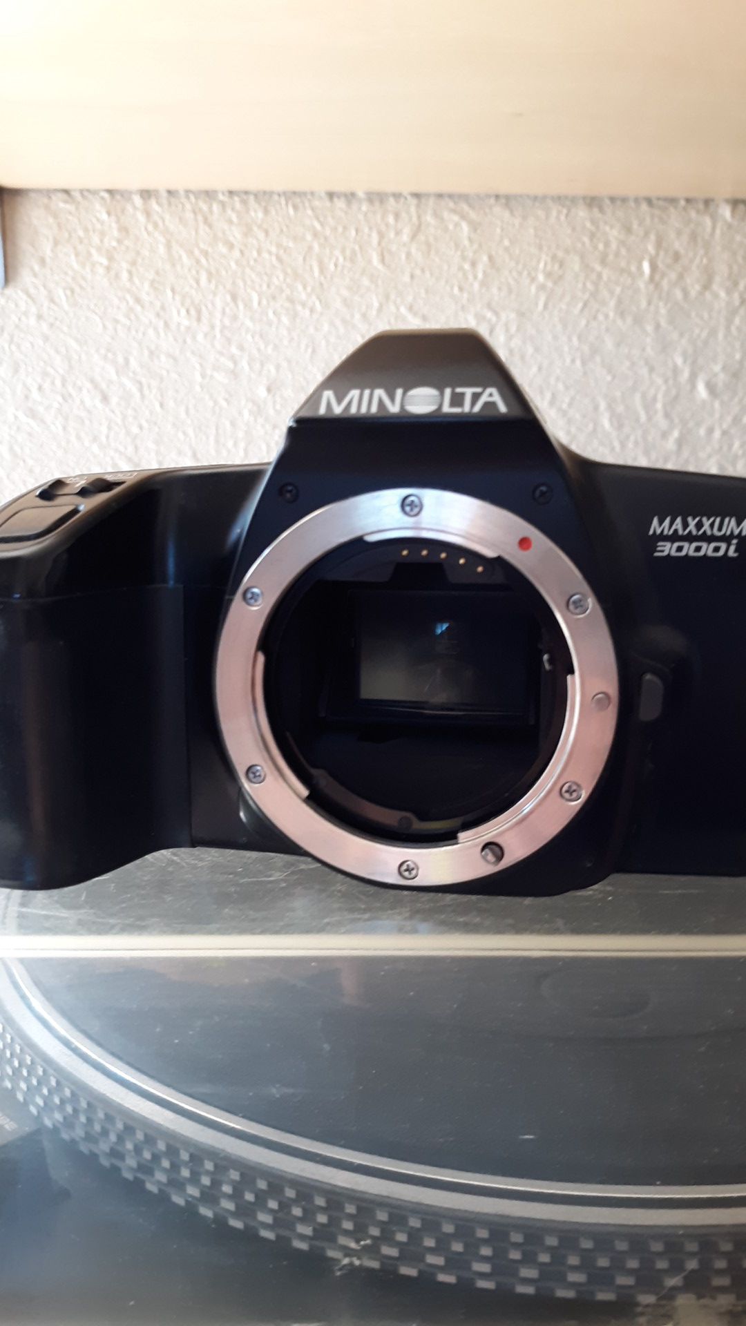Minolta Maxxum 3000i 35mm film camera body
