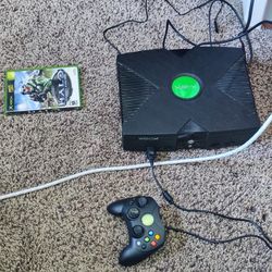 Original Xbox, Halo, and CRT tv
