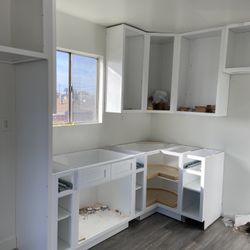 Countertops and Cabinets Installation