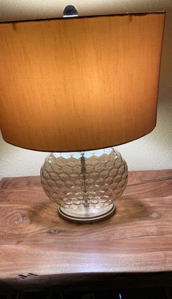 2 night lamps with glass bottom