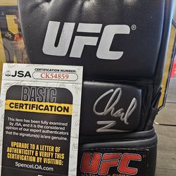 Chael Sonnen SIGNED (JSA COA) UFC Glove autographed MMA