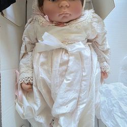 Lee Middleton Collectible Doll/Muñeca de colección Lee Middleton