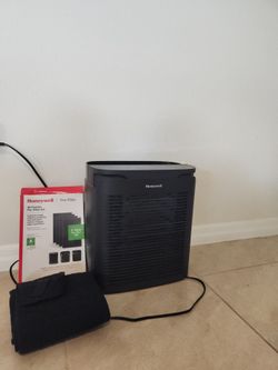 Honeywell PowerPlus HEPA Air Purifier for Home, 968 Ft² Rooms, HPA3100B