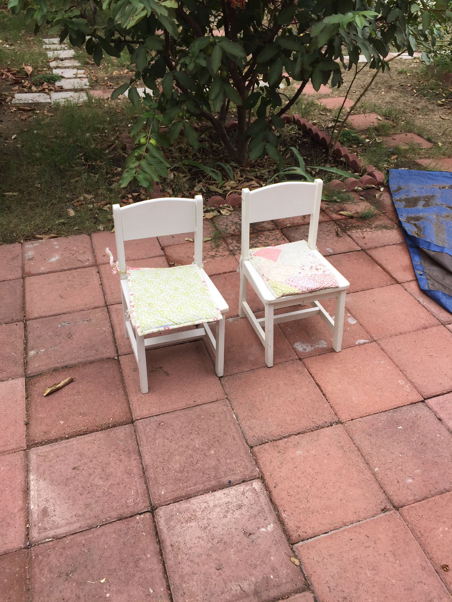 Little chairs for kids