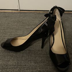 Size 8 Enzo Angiolini Women Black Bow Heels