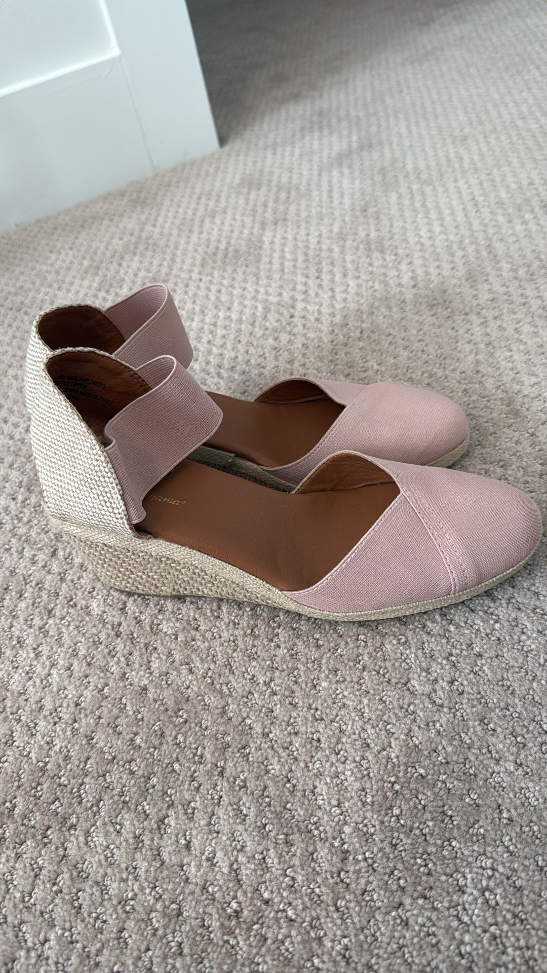 Tommy Bahama Espadrilles