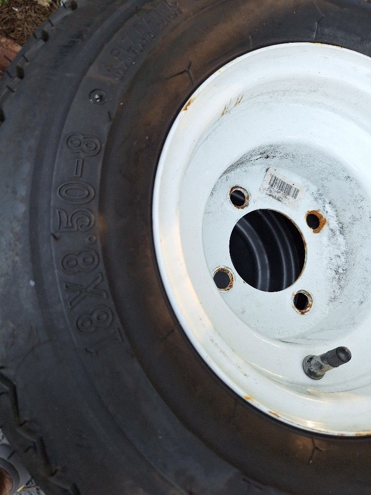 6 Golf Car Tires in Good Condition #18×8.50-8