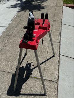 Milwaukee portable bandsaw table