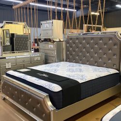 King Bedroom Set FINAL SALE 4PC