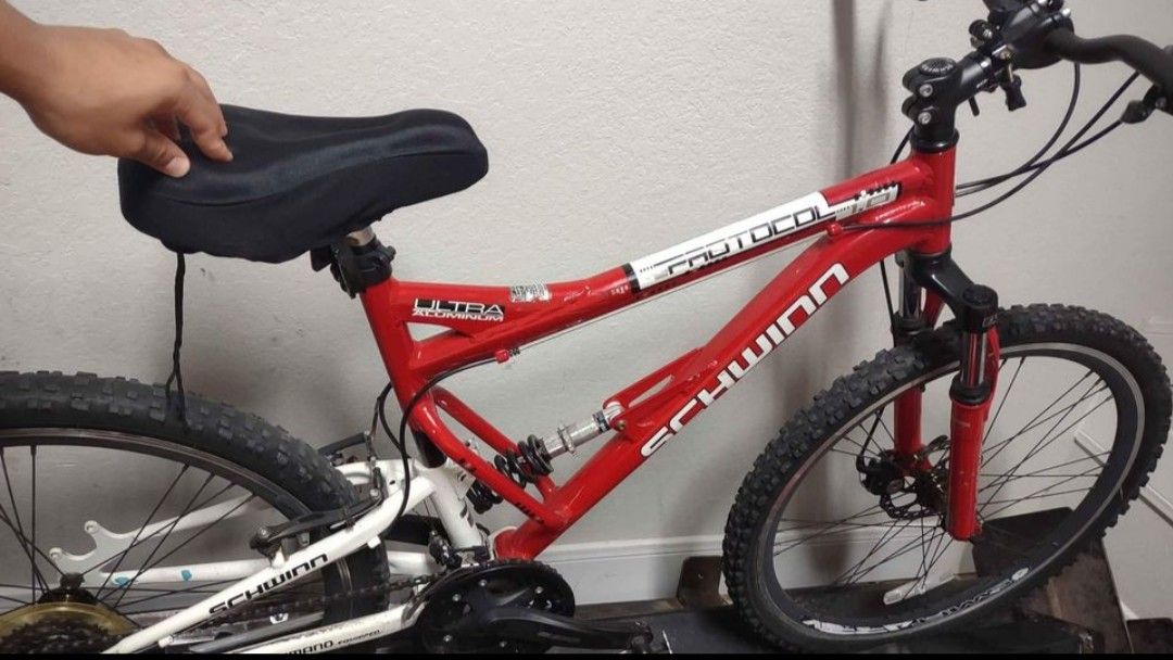 Schwinn Mountain Bike ( ALAMO RANCH PU) for Sale in San Antonio, TX