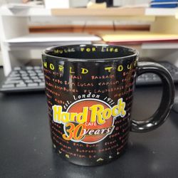 HARD ROCK CAFE MYRTLE BEACH MUSIC 30 YEARS WORLD TOUR BLACK COFFEE CUP MUG