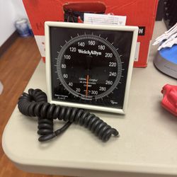 Welch Allyn Blood Pressure Wall Aneroid With Tubing