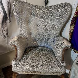 FREE Vintage Blue & White Wingback Armchair