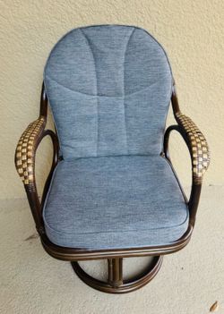 Swivel Rattan Chair w/ Gray Cushions NEW $50 - 34”H x 21” W Measurements in pics