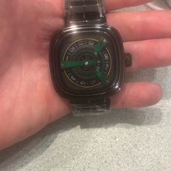 7 Friday’s Watch