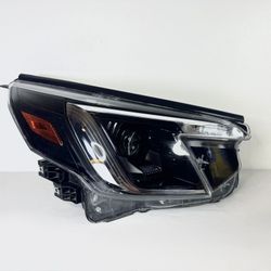 2022 - 2024 SUBARU FORESTER BLACK RH PASSENGER SIDE HEADLIGHT OEM