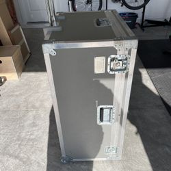 Trunk For Audio Or Lighting Kit